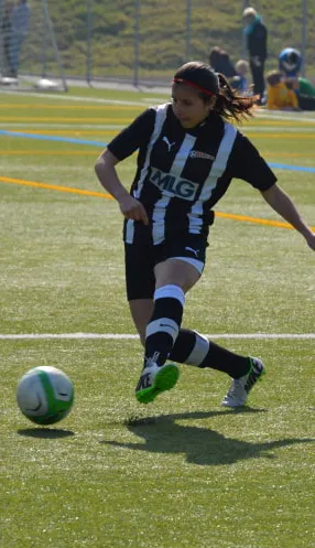 Chiara Messerli playing soccer